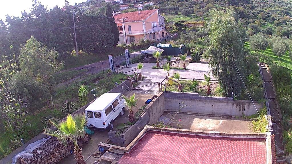 B&B Villa Zia Febronia Пати Екстериор снимка